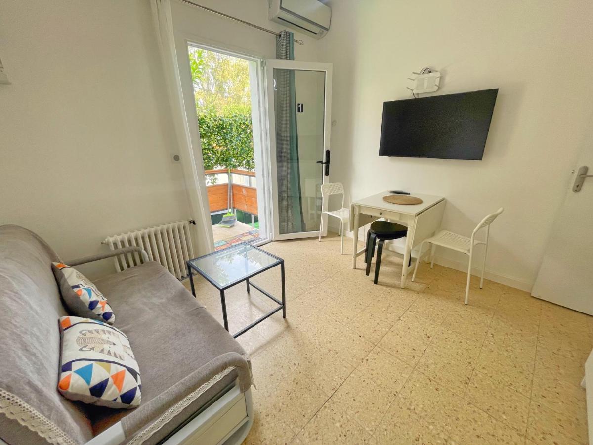 Villa 4 Appartements - Proche Centre Cagnes-sur-Mer Kültér fotó